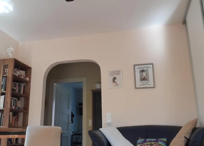 Quiet And Cosy Near Hallenstadion *