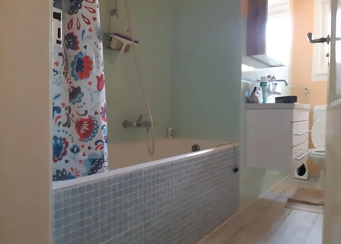 Апартаменты Quiet And Cosy Near Hallenstadion Цюрих