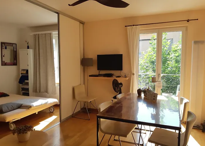 Quiet&cosy Near Hallenstadion *